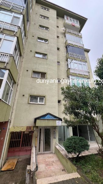 GEBZE KÖŞKLÜ ÇEŞME'DE ARAKAT SATILIK 3+1 DAİRE