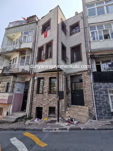 TARİHİ DOKUSU KORUNARAK RESTORE EDİLMİŞ 5+2 ÜÇ KATLI MÜSTAKİL EV