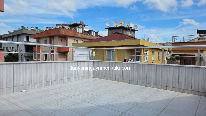 Maltepe Fındıklı'da Merkezi-Eşyalı - Çatı Katı 2+1 Kiralık Daire