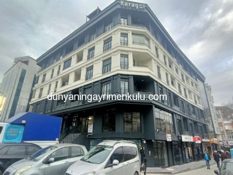 KİRACI MAYIS AYINDA DÜKKANI BOŞALTACAKTIR

MALTEPE MERKEZDE

İSKANI ALINMIŞ

MİNİBÜS YOLU ÜZERİNDEKİ 3 YILLIK BİNADA

YAYA SÜRKİLASYONU YOĞUN BÖLGEDE

HARİKA LOKASYONDA

3.2  METRE VİTRİNE SAHİP

55 m2 BRÜT 45 m2 NET

WC Lİ

SATILIK DÜKKAN