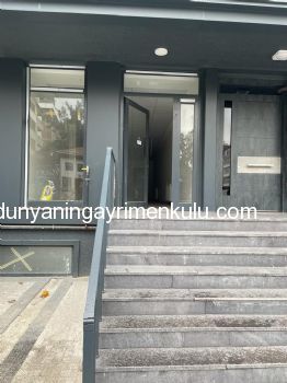 KİRACI MAYIS AYINDA DÜKKANI BOŞALTACAKTIR

MALTEPE MERKEZDE

İSKANI ALINMIŞ

MİNİBÜS YOLU ÜZERİNDEKİ 3 YILLIK BİNADA

YAYA SÜRKİLASYONU YOĞUN BÖLGEDE

HARİKA LOKASYONDA

3.2  METRE VİTRİNE SAHİP

55 m2 BRÜT 45 m2 NET

WC Lİ

SATILIK DÜKKAN