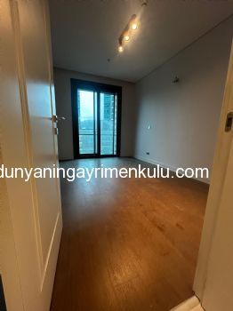VADİ İSTANBUL PARK ETABINDA KİRALIK 4+1 DAİRE 