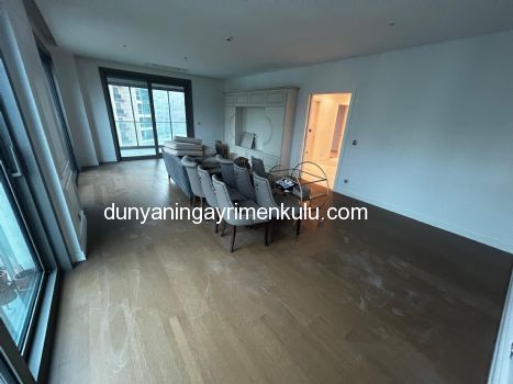 VADİ İSTANBUL PARK ETABINDA KİRALIK 4+1 DAİRE 