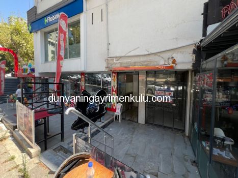 CADDEBOSTAN BAĞDAT CADDESİ ÜZERİNDE 18m2 SATILIK DÜKKAN