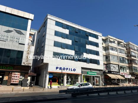 MALTEPE'DE SATILIK APART OTEL KİRACILI YATIRIMLIK BİNANIN 4 KATI