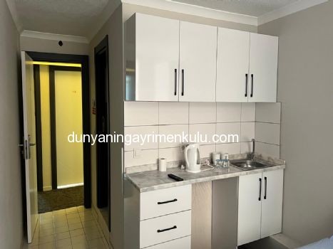 MALTEPE'DE SATILIK APART OTEL KİRACILI YATIRIMLIK BİNANIN 4 KATI