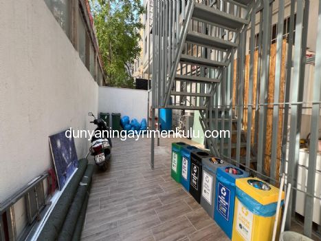 MALTEPE'DE SATILIK APART OTEL KİRACILI YATIRIMLIK BİNANIN 4 KATI