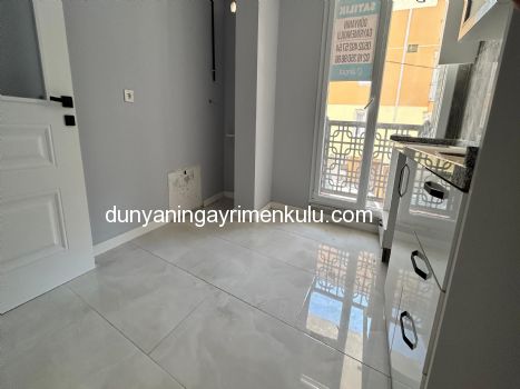 SANCAKTEPE FATİH MAHALLESİNDE SATILIK 2+1 TERS DUBLEKS DAİRE