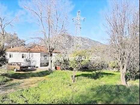 DALYAN İZTUZU PLAJ YOLUNDA EŞYALI MÜSTAKİL BAHÇELİ KİRALIK EV