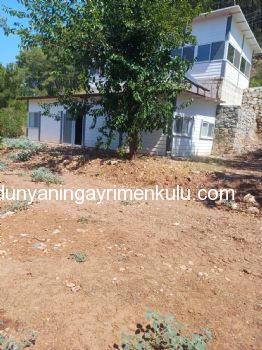 İZYUZU PLAJI YOLU ÜZERİNDE MÜSTAKİL KÖY EVİ