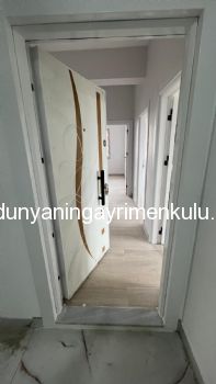 ALTINOVA'DA YENİ BİNADA 4.KAT 3+1 KİRALIK DAİRE