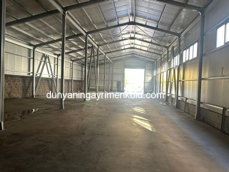 SULTANBEYLİ'DE TEM'E CEPHELİ SATILIK FABRİKA&ÜRETİM TESİSİ