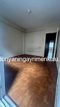 ÜSKÜDAR DOĞANCILAR CADDESİNDE KÖŞE BİNADA SATILIK 3+1 DAİRE