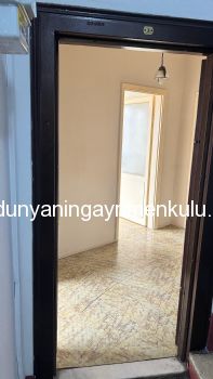 ÜSKÜDAR DOĞANCILAR CADDESİNDE KÖŞE BİNADA SATILIK 3+1 DAİRE