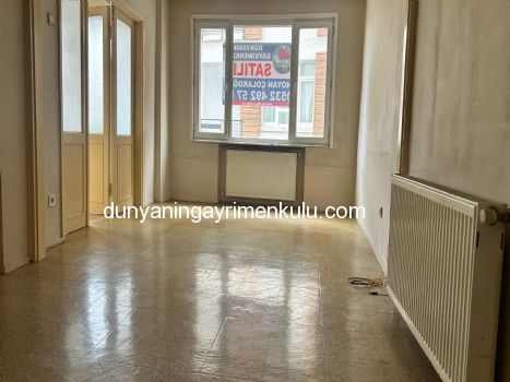 ÜSKÜDAR DOĞANCILAR CADDESİNDE KÖŞE BİNADA SATILIK 3+1 DAİRE