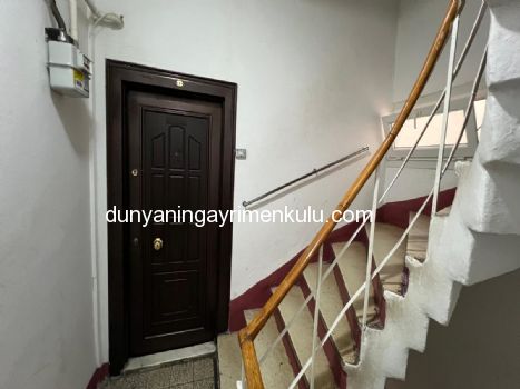 ÜSKÜDAR DOĞANCILAR CADDESİNDE KÖŞE BİNADA SATILIK 3+1 DAİRE