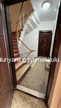 ÜSKÜDAR DOĞANCILAR CADDESİNDE KÖŞE BİNADA SATILIK 3+1 DAİRE