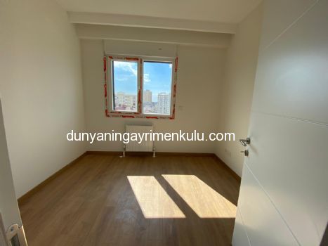 ERENKÖY'DE MARMARAYA YAKIN 2+1 SATILIK DAİRE