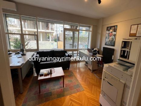 KALAMIŞ SAHİLDE İŞ YERİNE UYGUN KİRALIK 2+1 DAİRE