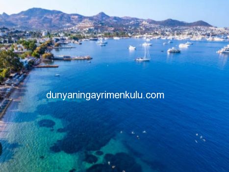 BODRUM GÜMBET'TE DENİZ MANZARALI VE HAVUZLU VİLLA