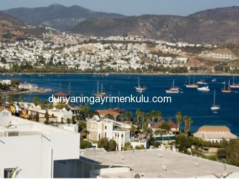 BODRUM GÜMBET'TE DENİZ MANZARALI VE HAVUZLU VİLLA