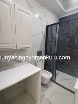 SUADİYE MİNİBÜS CADDESİNE 30 METRE DAİRE
