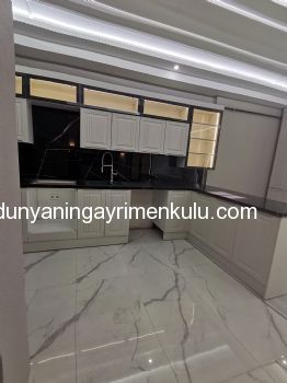 SUADİYE MİNİBÜS CADDESİNE 30 METRE DAİRE
