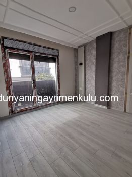 SUADİYE MİNİBÜS CADDESİNE 30 METRE DAİRE