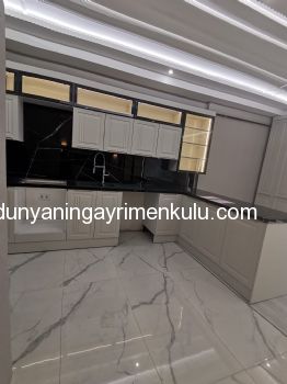 SUADİYE MİNİBÜS CADDESİNE 30 METRE DAİRE