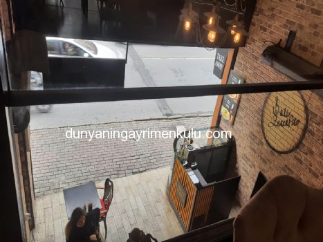 ÇIRAĞAN CADDESİ ÜZERİNDE 200m2 SATILIK DÜKKAN & KAFE & MAĞAZA