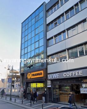 ÇIRAĞAN CADDESİ ÜZERİNDE 200m2 SATILIK DÜKKAN & KAFE & MAĞAZA