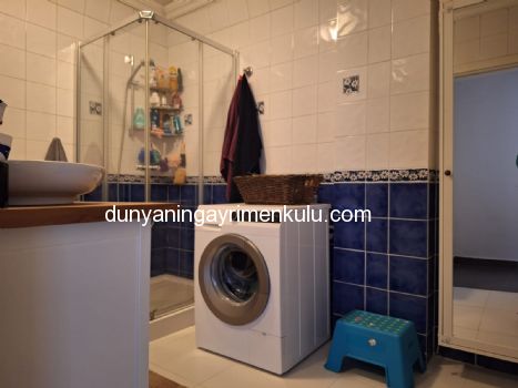 BEYLERBEYİ'NDE  BOĞAZ MANZARALI CADDE ÜZERİNDE 3+1 SATILIK DAİRE