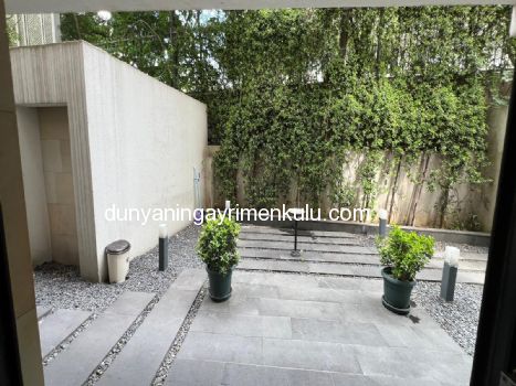 YILDIZ POSTA CADDESİ YILDIZ RESIDANS'TA KİRALIK OFİS