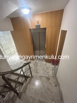YILDIZ POSTA CADDESİ YILDIZ RESIDANS'TA KİRALIK OFİS