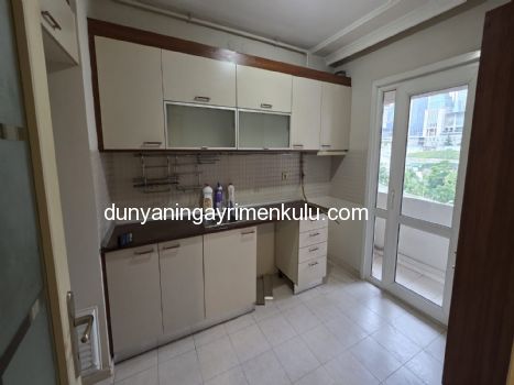 ÜMRANİYE SOYAK YENİ ŞEHİR BAMBU EVLERİ SİTEDE 3+1 KİRALIK DAİRE