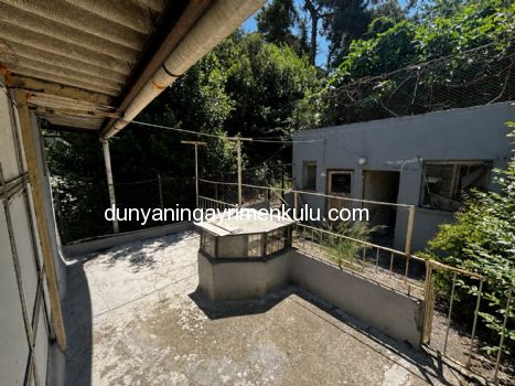 KINALIADA`DA FULL DENİZ MANZARALI İKİBUÇUK KATLI MÜSTAKİL EV