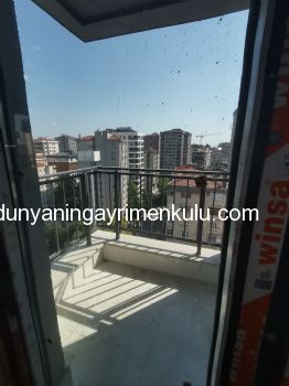 MİNÜBÜS CAD YAKIN 79 M2 2+1 BALKONLU KISMİ DENİZ GÖREN 2+1 DAİRE
