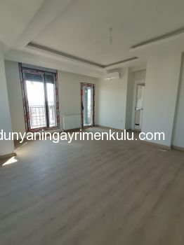 MİNÜBÜS CAD YAKIN 79 M2 2+1 BALKONLU KISMİ DENİZ GÖREN 2+1 DAİRE
