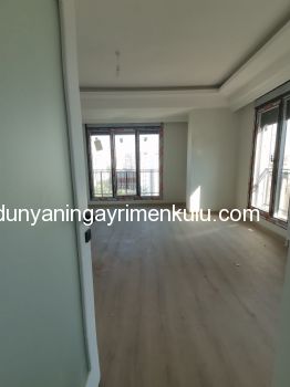 MİNÜBÜS CAD YAKIN 79 M2 2+1 BALKONLU KISMİ DENİZ GÖREN 2+1 DAİRE
