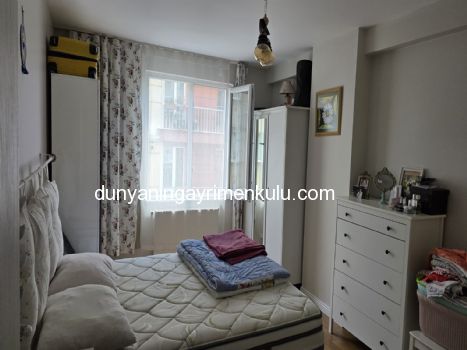ÇEKMEKÖY DE İÇİ YAPILI MASRAFSIZ 1+1 SATILIK DAİRE