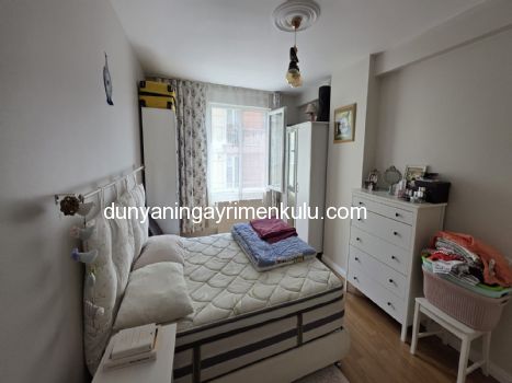 ÇEKMEKÖY DE İÇİ YAPILI MASRAFSIZ 1+1 SATILIK DAİRE