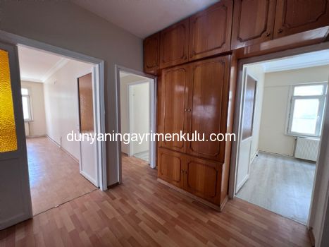 SAHRAYICEDİT DE MASRAFSIZ METROYA YAKIN 3+1 KİRALIK DAİRE