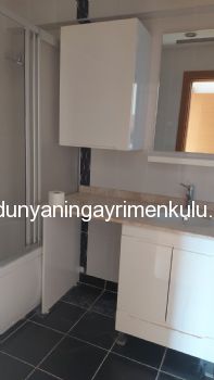 ZÜMRÜTEVLER DANIŞPARK SİTESİNDE KİRALIK 2+1 DAİRE