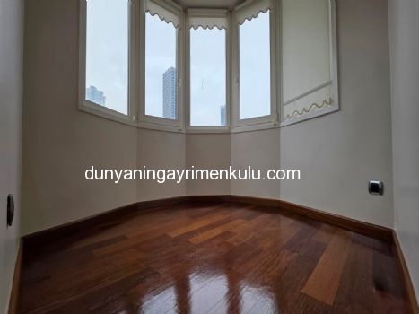 ATAŞEHİR ATA BLOKLARI'NDA BOŞ / MASRAFSIZ SATILIK 3+1 DAİRE